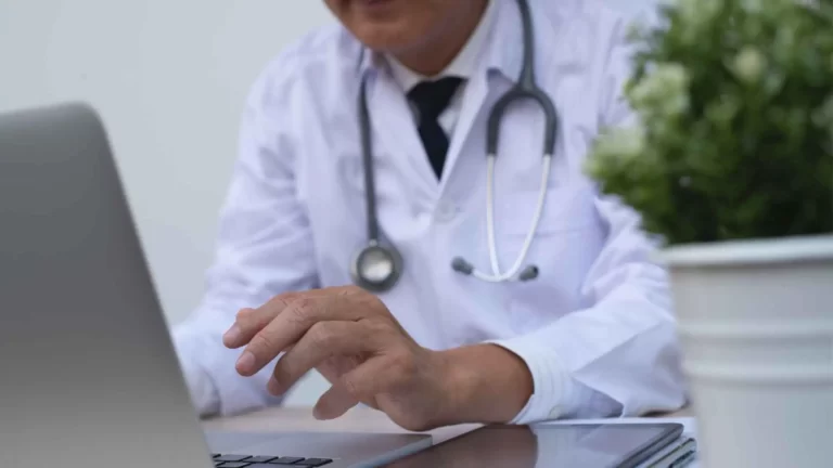 limitaciones-consultas-médicas-online